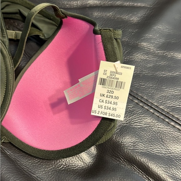 RARE VS PINK Bra 32D - Picture 3 of 3